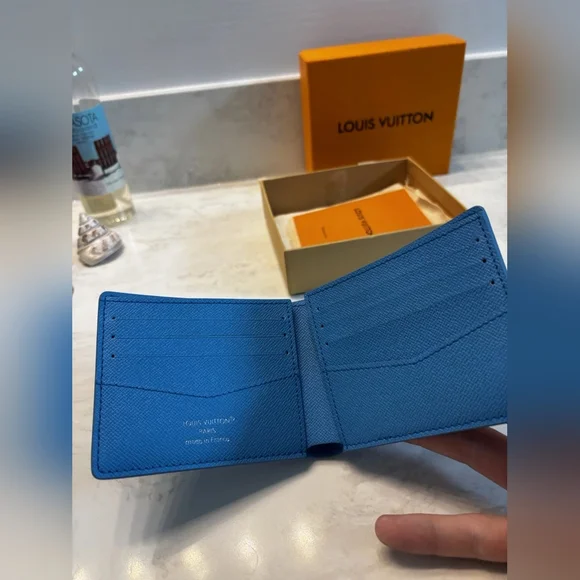 Louis Vuitton Slender Wallet - Picture 2 of 7